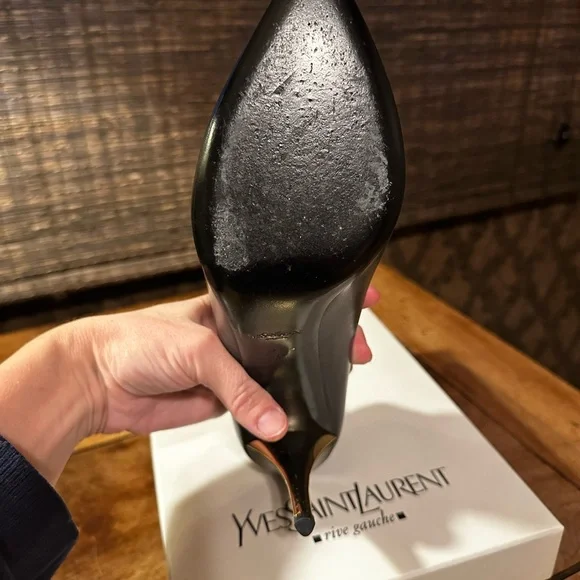 YSL black pumps with gold heel - Picture 3 of 6